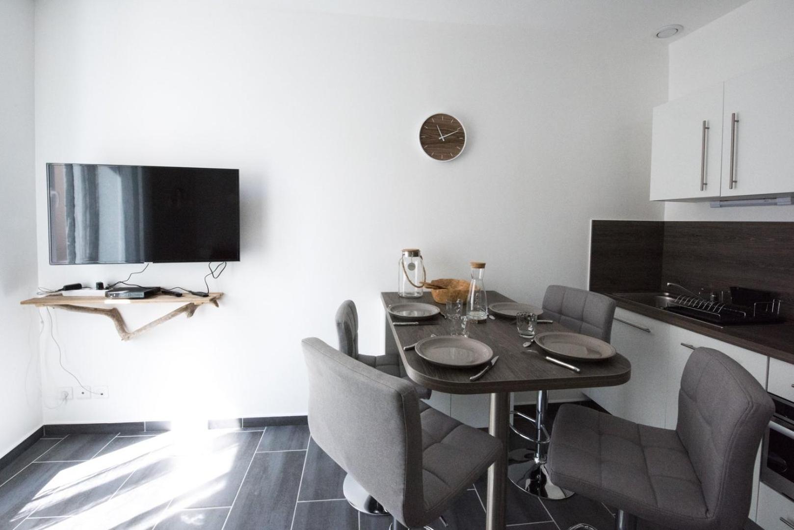Le Hirvi - Cocon Zen Et Epure A 10Min Vieux Lyon Apartment Exterior foto
